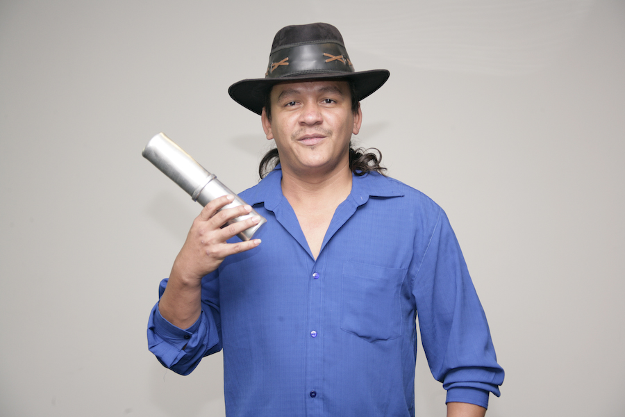 Ednaldo Aguiar – voz e chocalho