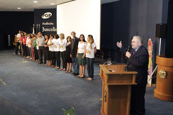 PGR agradeceu professores que participaram do projeto