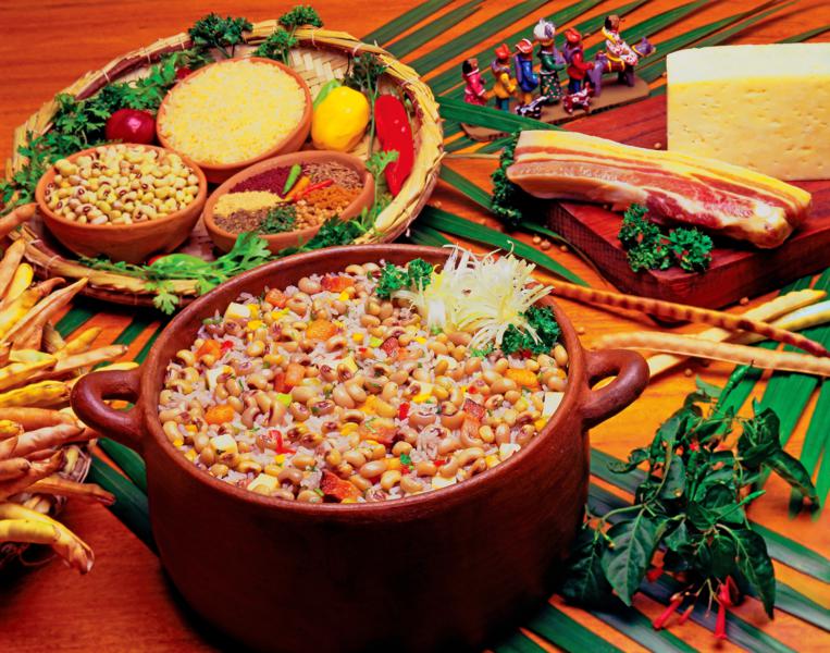 O baião-de-dois, prato mais típico do Ceará, nasceu da mistura de ingredientes bem conhecidos dos brasileiros: arroz e feijão. Foto: Setur/CE