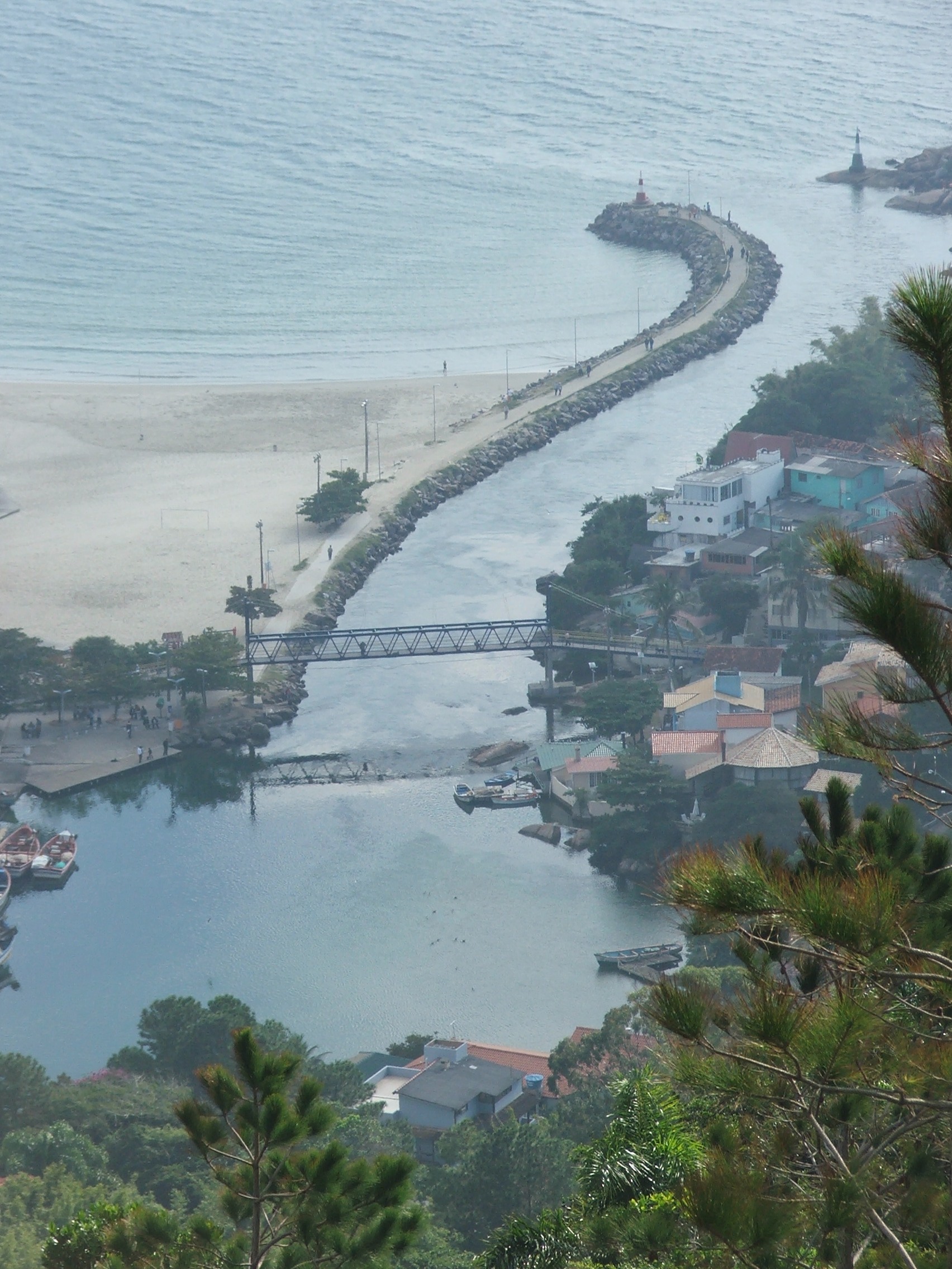 Canal da Barra, em Florianópolis. Foto Andrea Mosqueta