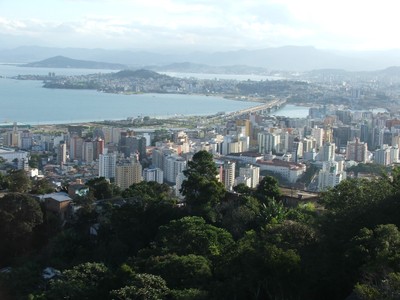 Maciço do Morro da Cruz. Foto Andrea Mosqueta